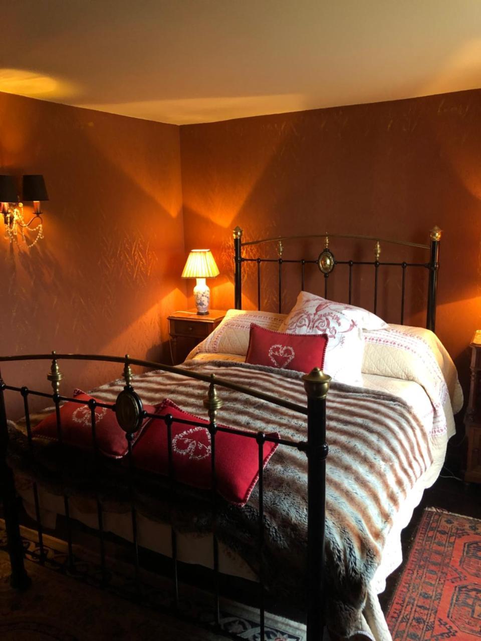 Отель Manoir De La Riviere Saint-Louet-sur-Seulles Экстерьер фото